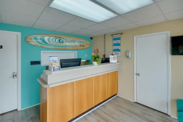 Surf Inn Suites 6